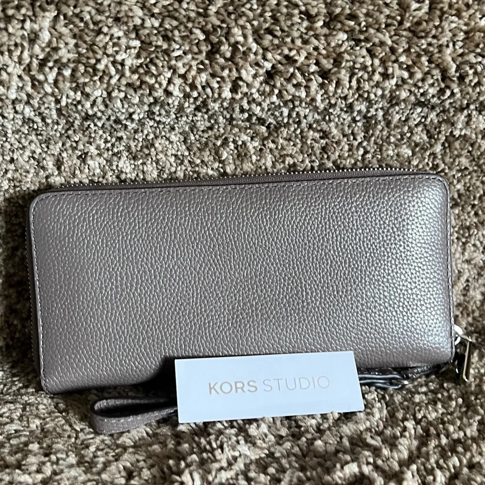 Michael Kors Gray Wristlet Wallet - Picture 3 of 8